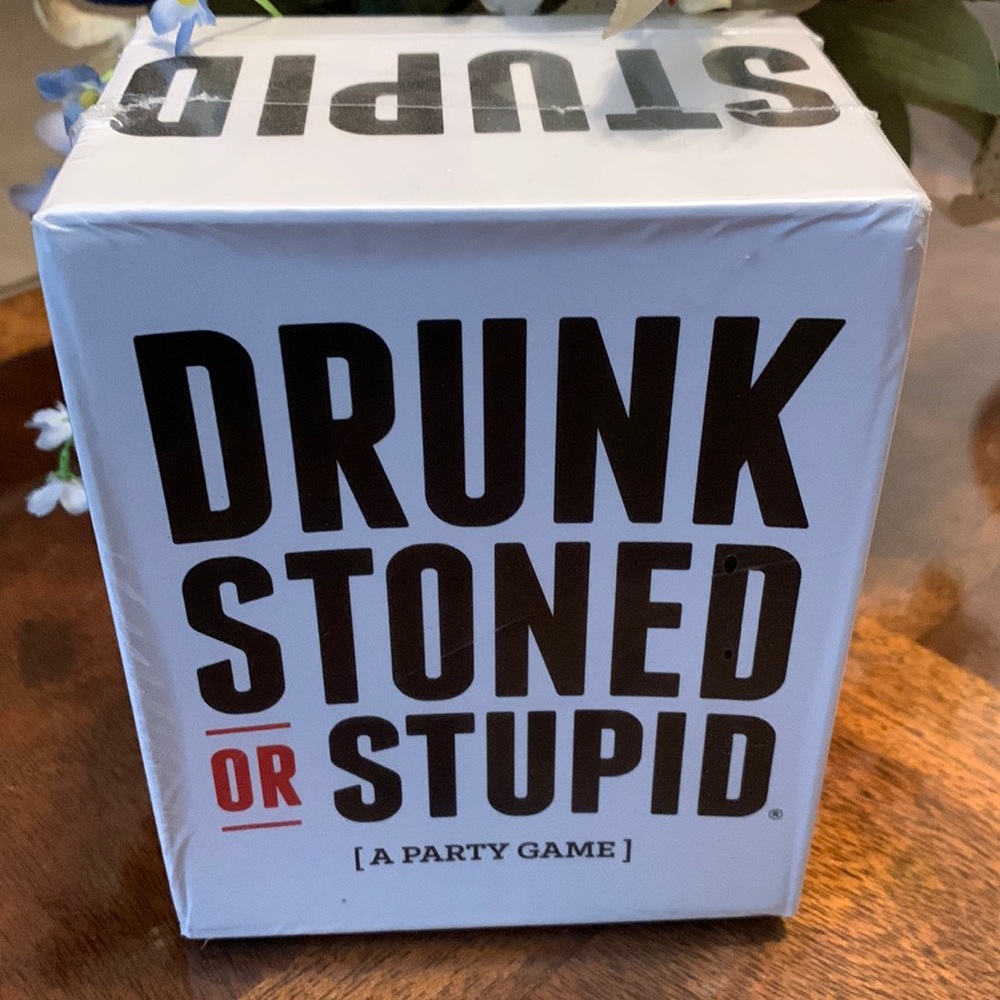 DRUNK STONED OR STUPID A PARTY GAME adults only fun